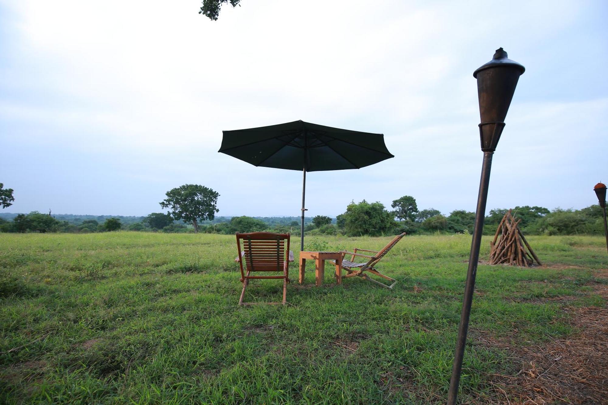 The Campers Lodge ยาลา ภายนอก รูปภาพ